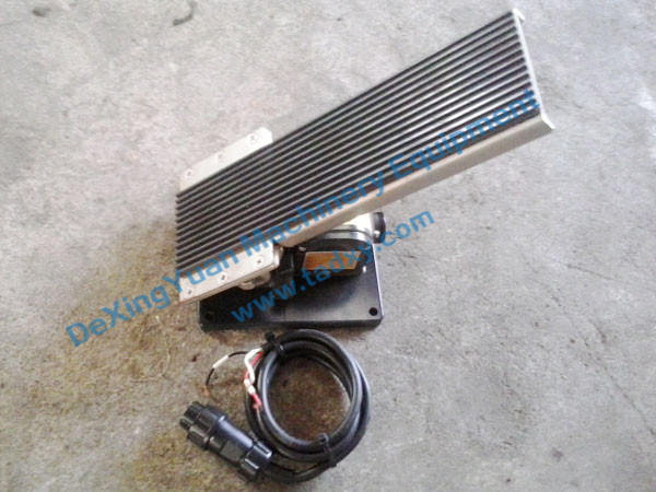 c鿴ԔϢ}Electronic Accelerator Pedal xΔ1375