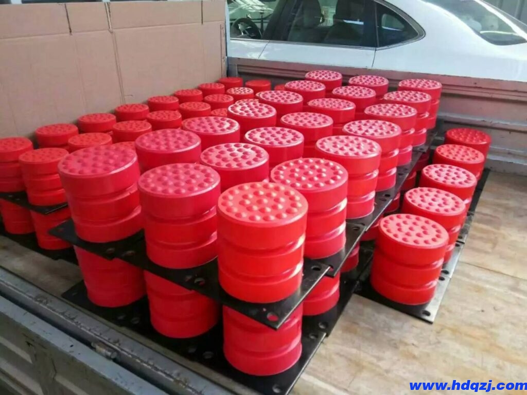 JHQ-C型鋼板型聚氨酯緩沖器 JHQ-C型鋼板型聚氨酯緩沖器