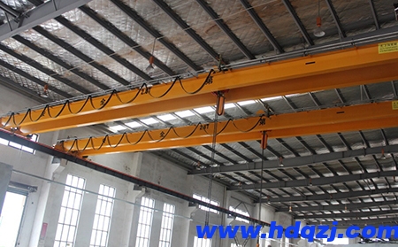 起重機斷電的幾點原因及解決措施 起重機斷電的幾點原因及解決措施