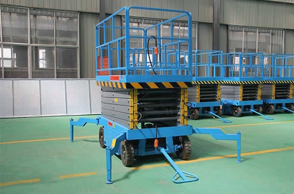 移動(dòng)式液壓升降平臺(tái) 移動(dòng)式液壓升降平臺(tái)