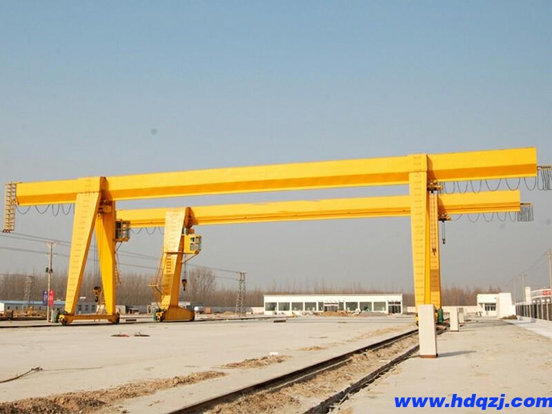 門式起重機(jī)的形式分類及應(yīng)用特點 門式起重機(jī)的形式分類及應(yīng)用特點