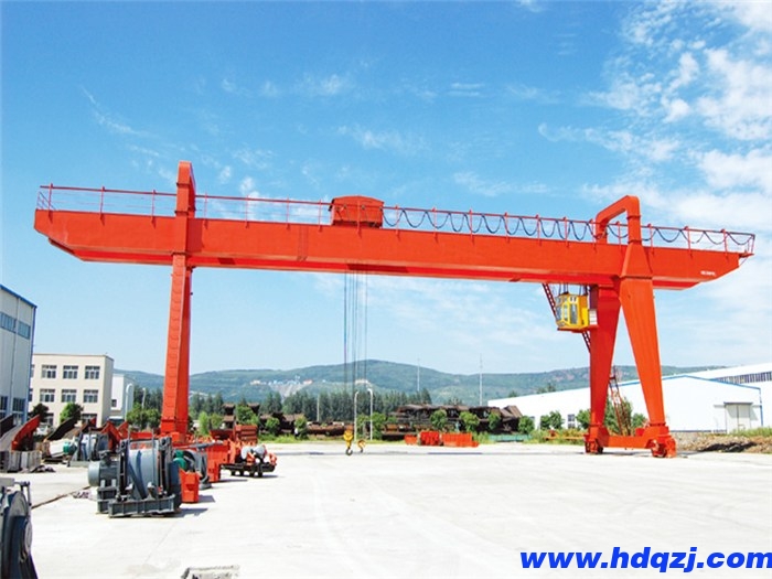 關于起重機有效使用期是怎么理解的？