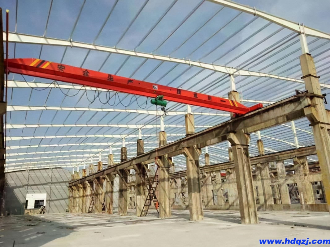 LDA型電動單梁起重機 LDA型電動單梁起重機