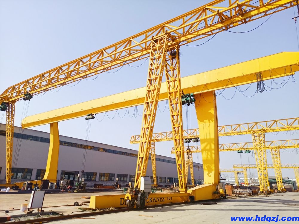 單動單梁門式起重機 單動單梁門式起重機